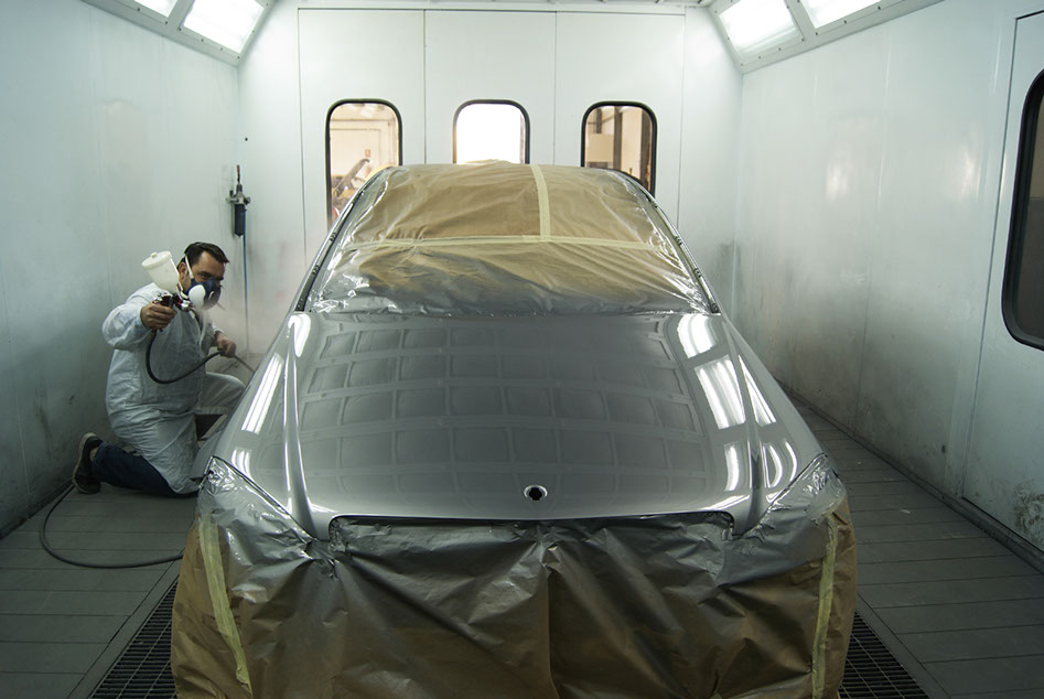 Pintando el Mercedes